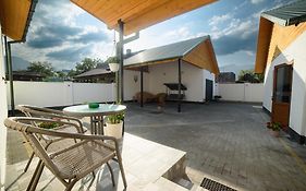 Zarinok House